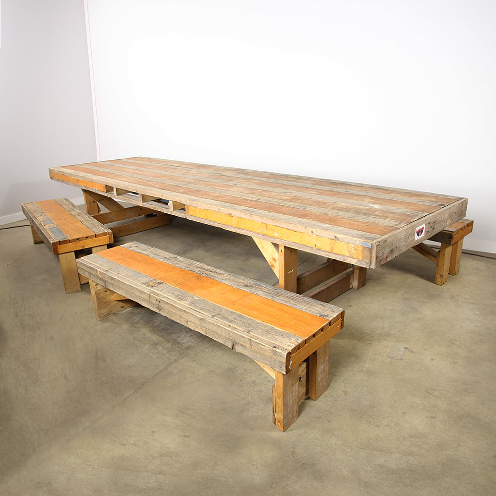Vintage Table Set - (14 people)